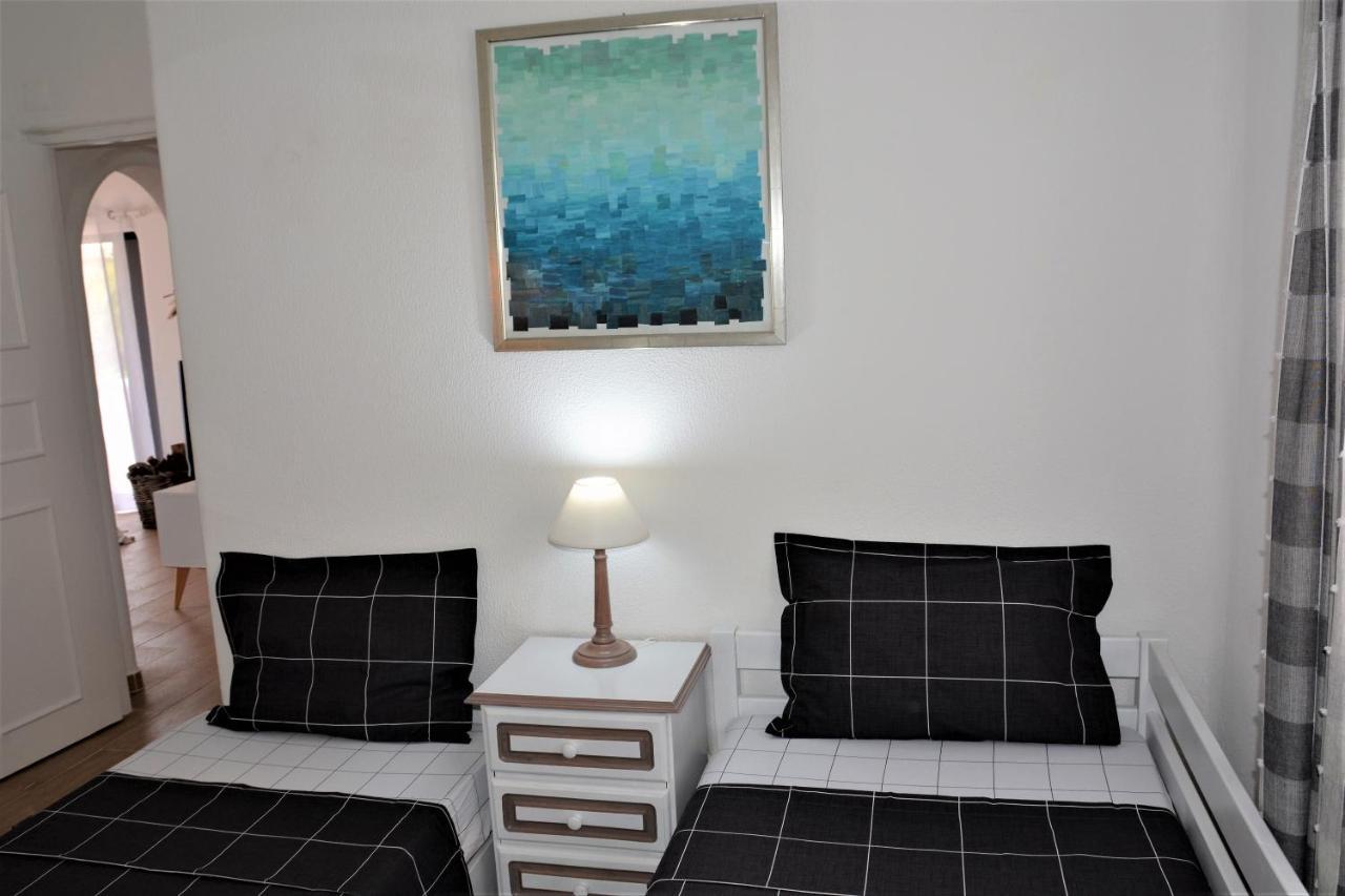 Shades Of Blue With Ocean View - Fast Wifi Apartman Porches  Kültér fotó